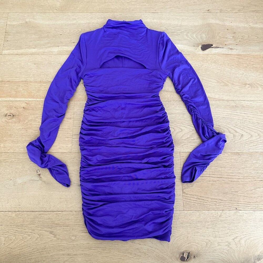 Oh Polly - Long Sleeve Cut Out Ruched Mini Dress in Purple